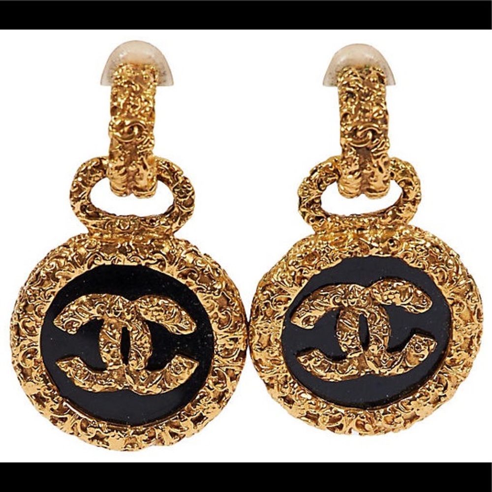 VINTAGE CHANEL EARRINGS **RARE**
